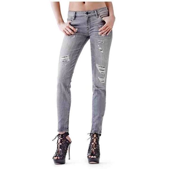 Guess Mid Rise Power Curvy Skinny Jeans In Create Wash Destroyed Details Size 23 - Picture 1 of 12